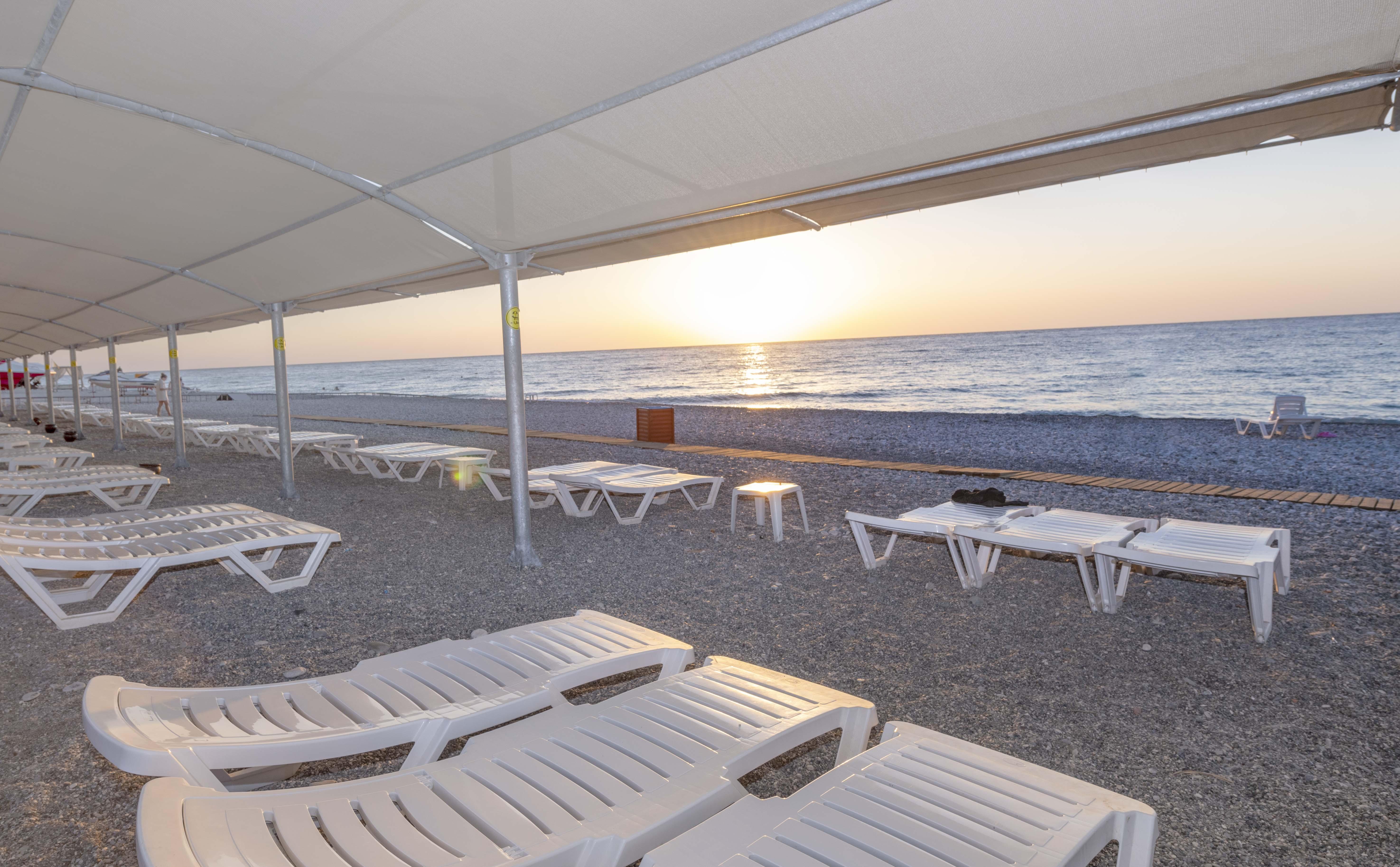 Labada Beach Hotel Чамьюва Экстерьер фото