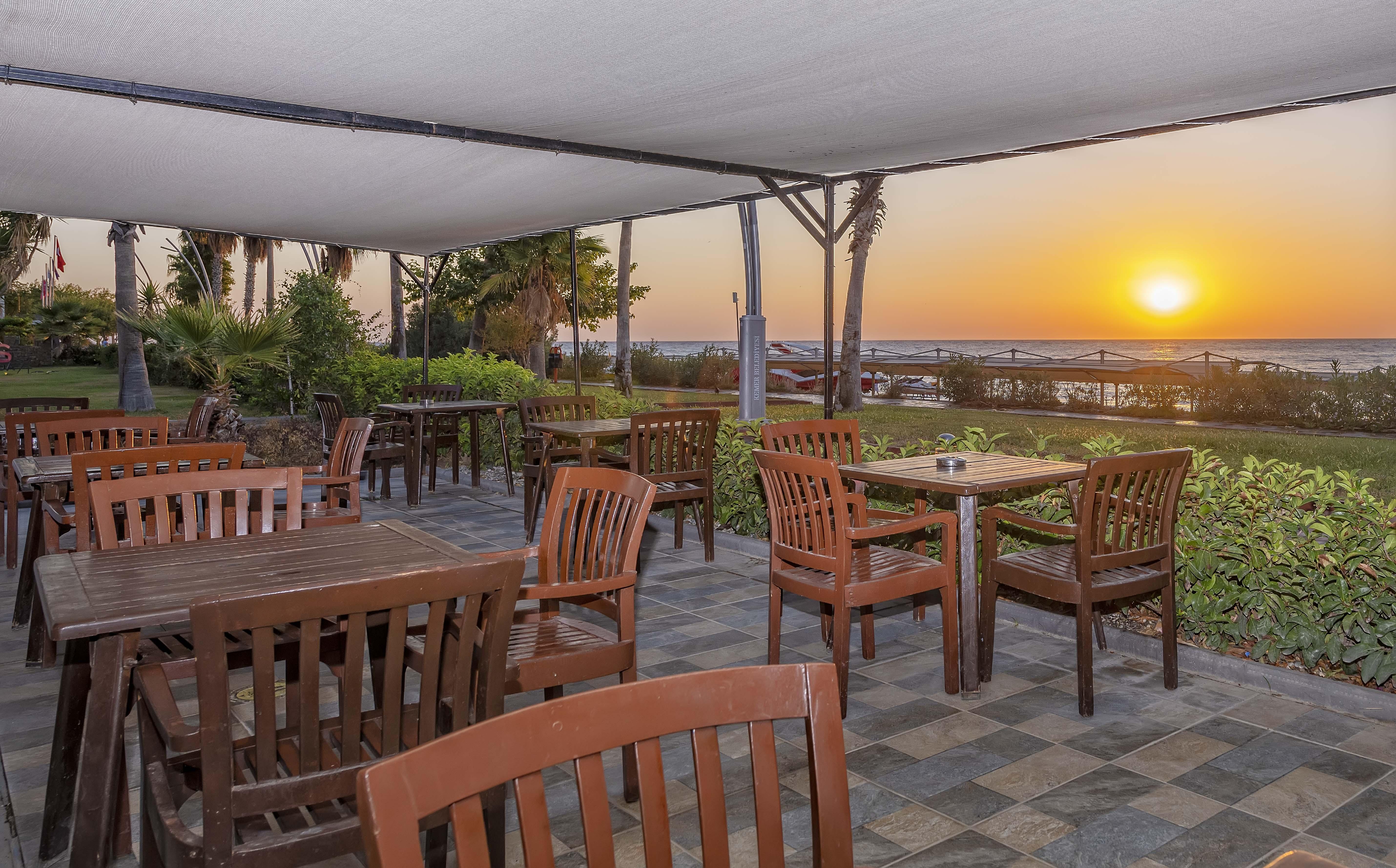 Labada Beach Hotel Чамьюва Экстерьер фото