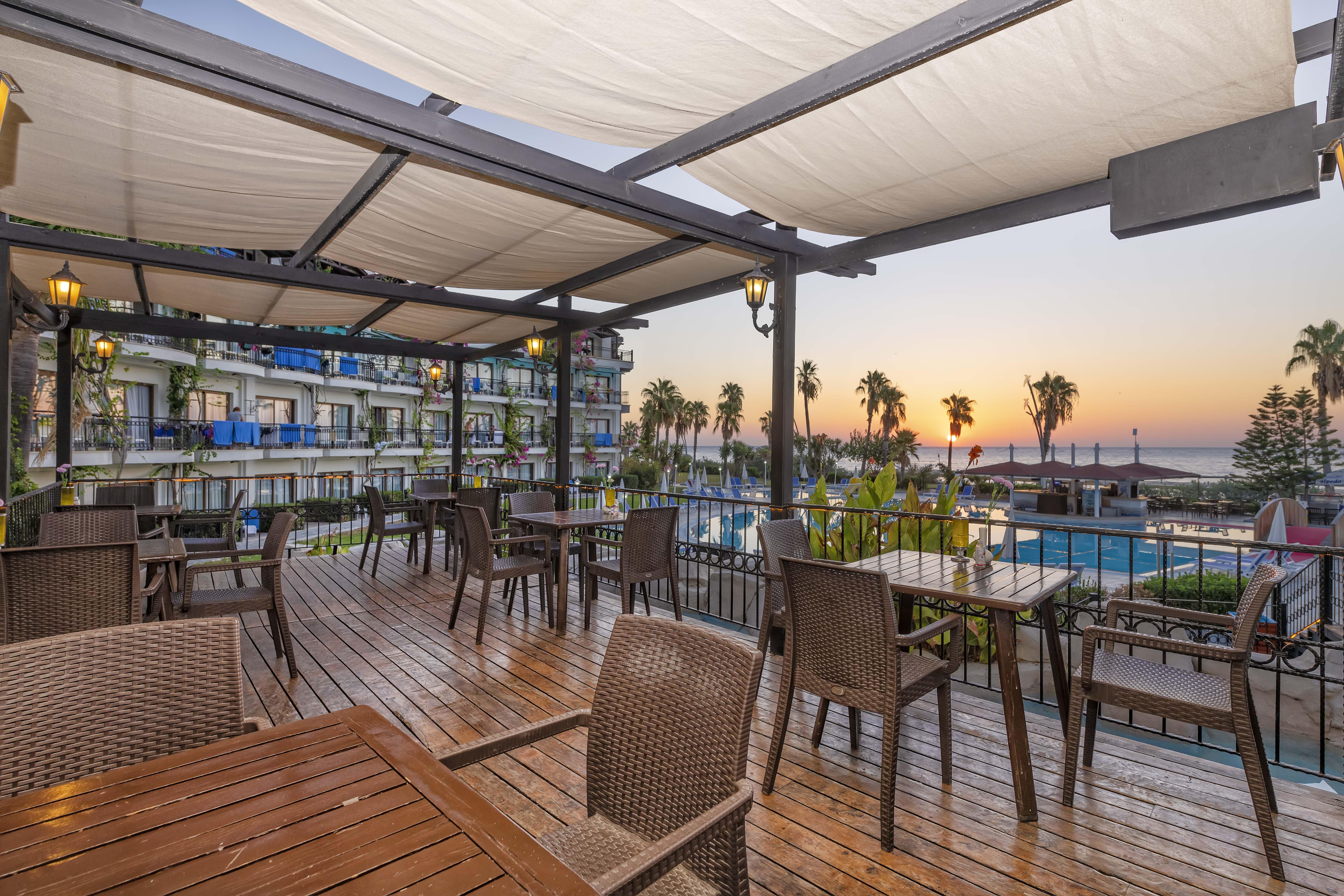 Labada Beach Hotel Чамьюва Экстерьер фото