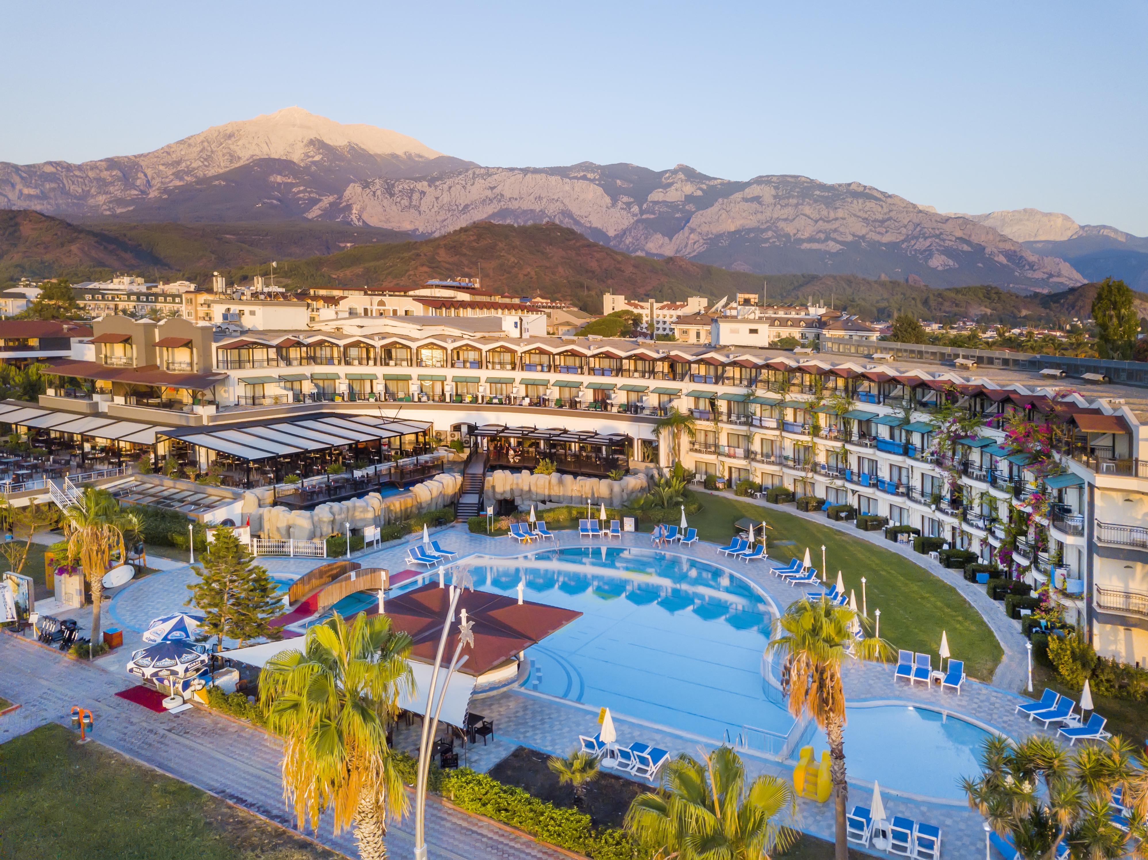 Labada Beach Hotel Чамьюва Экстерьер фото
